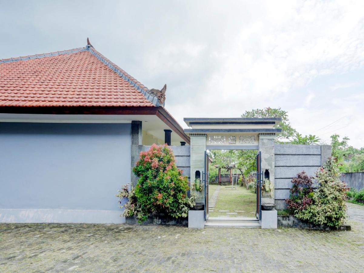 Oyo 90711 Blembong Homestay Jimbaran Екстериор снимка